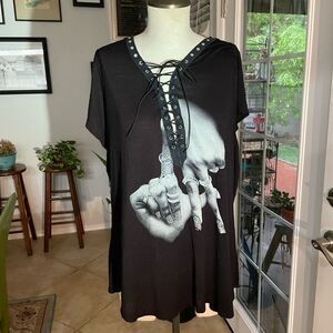 Four girlz Los Angeles bling lace front top